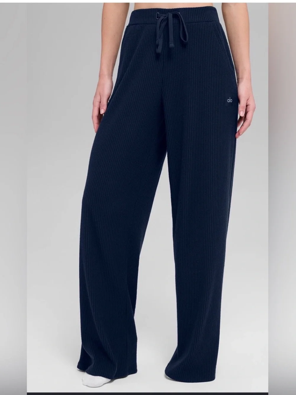 NEW ALO Muse Wide Leg Pants Navy Size Small